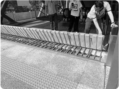 沈陽(yáng)地鐵創(chuàng)新“島式防汛法” 利用浮力“以水治水”