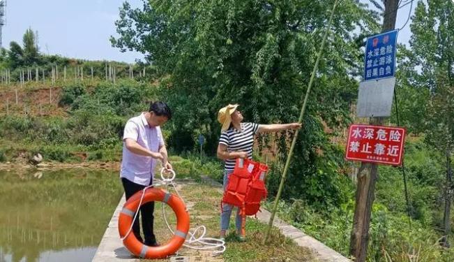 息烽縣溫泉鎮(zhèn)|開展防汛安全巡查 ，筑起汛期安全堡壘